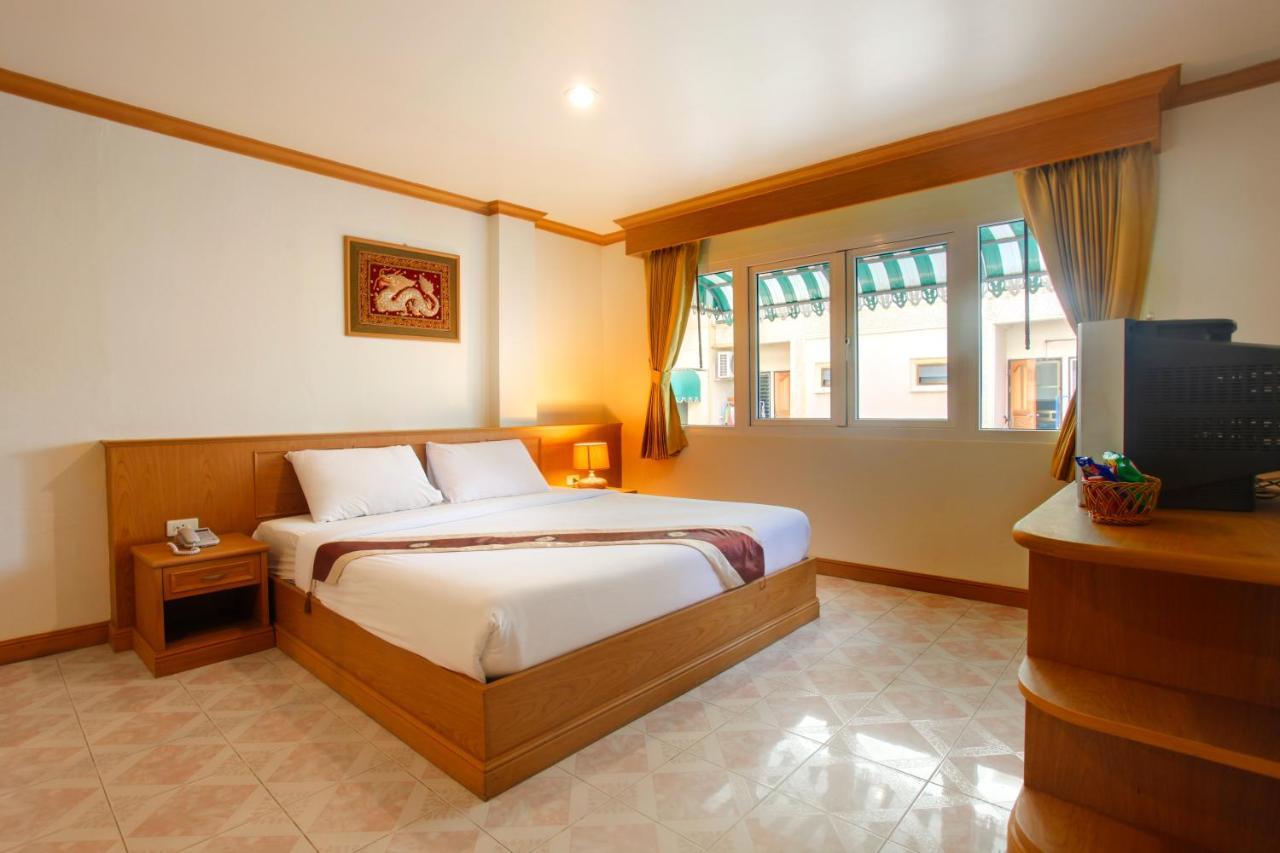Casa Jip Guesthouse Patong Eksteriør billede