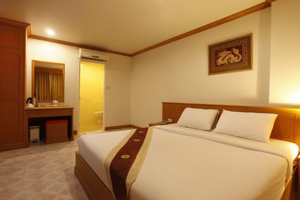 Casa Jip Guesthouse Patong Eksteriør billede
